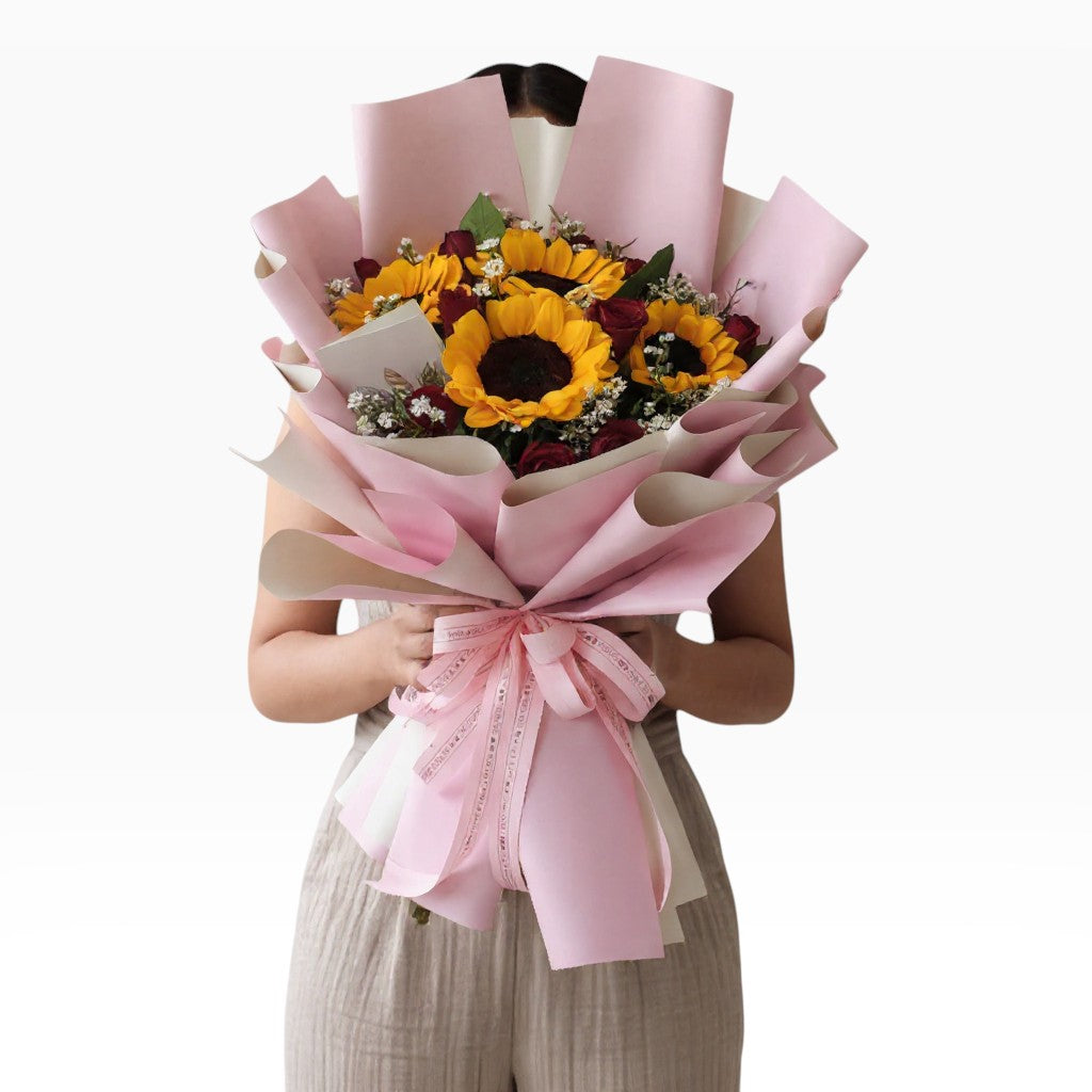 Velvet Magnolia Sunflower Bouquet