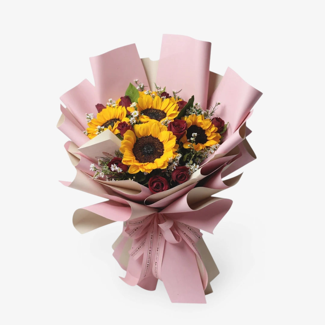 Velvet Magnolia Sunflower Bouquet